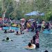 Libur Lebaran, Ribuan Warga Padati Wisata Air Putri Waiyoho