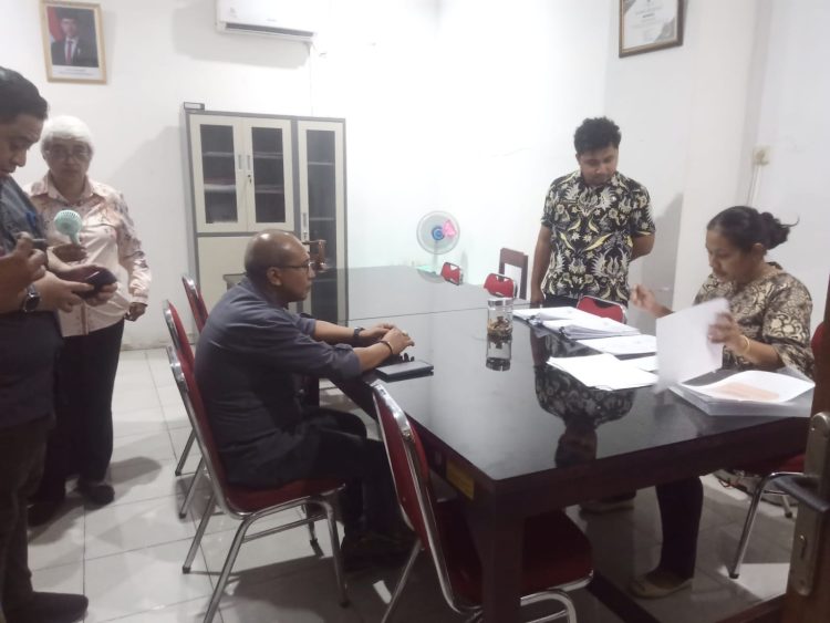 Apries Gaspersz Jadi Pendaftar Perdana Lelang Sekkot Ambon: Semua Berkas Lengkap, Siap Berproses