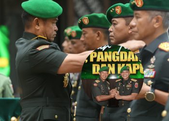 Pangdam XV Pattimura Resmi Berganti, Kasad: Rotasi untuk Perkuat Kinerja dan Adaptasi