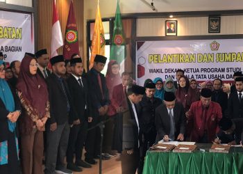 Rektor Unidar Ambon Lantik 26 Pejabat Struktural, Targetkan Akreditasi Unggul 2027 Berbasis Kepulauan