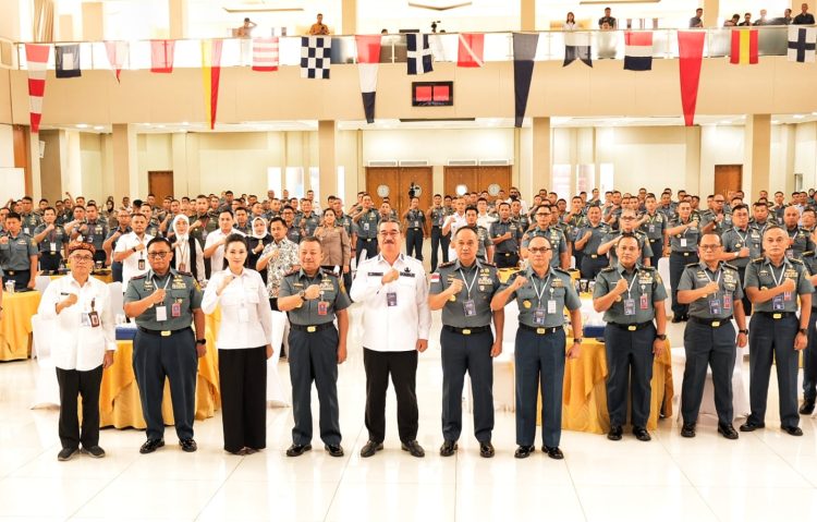 Hendrik Lewerissa Soroti Pentingnya Sinkronisasi Pembangunan Daerah dan Sumber Daya Nasional untuk Pertahanan Maritim Indonesia