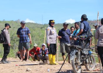 Kapolres Buru Tertibkan PETI Gunung Botol, Puluhan Penambang Ilegal Tinggalkan Lokasi